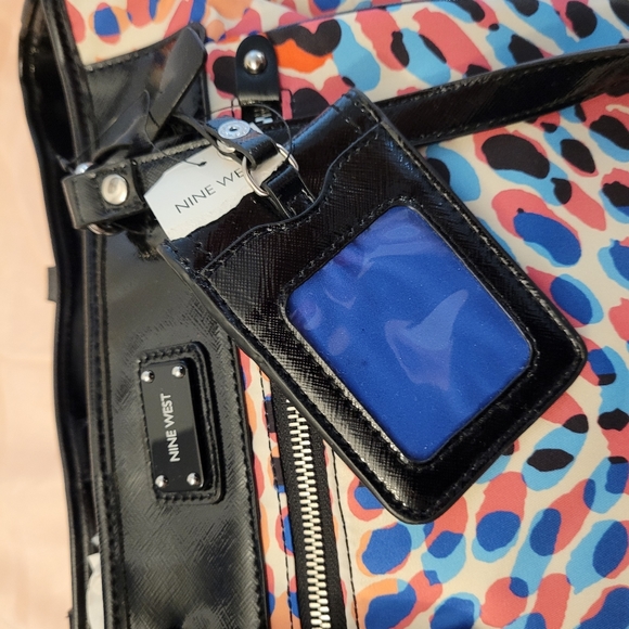 Nine West Black, Pink, & Blue Polka-Dot Tote Bag! 💙 - Picture 11 of 12